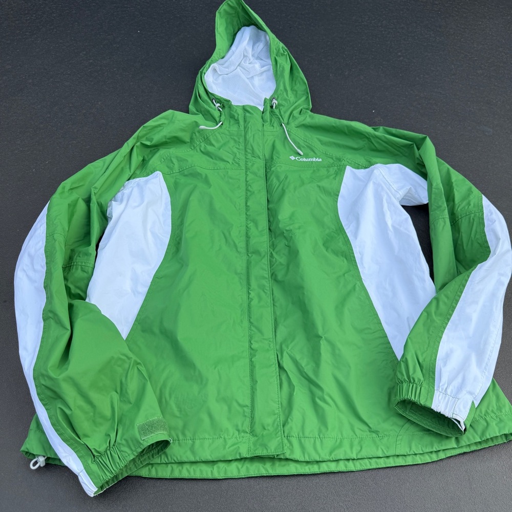 Womens Columbia WaterProof Rain Jacket